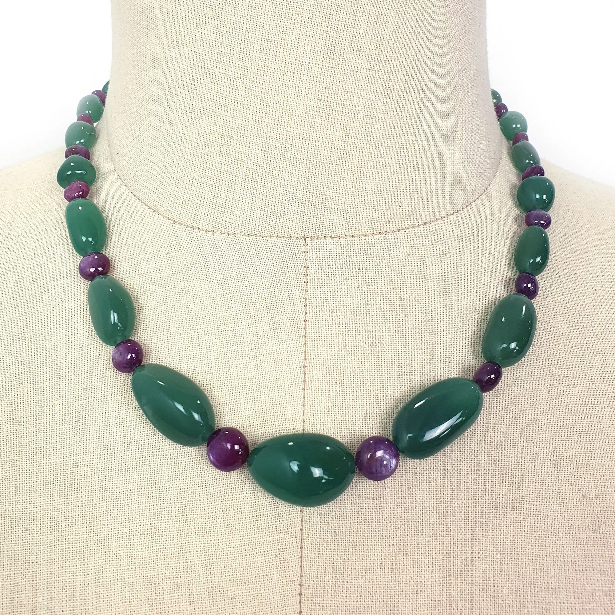 Green QUARTZITE Raspberry SAPPHIRE Gemstone Beads NECKLACE :52.97gms Natural Quartzite Uneven Plain Necklace 11*7mm-24*15mm 17" (With Video)