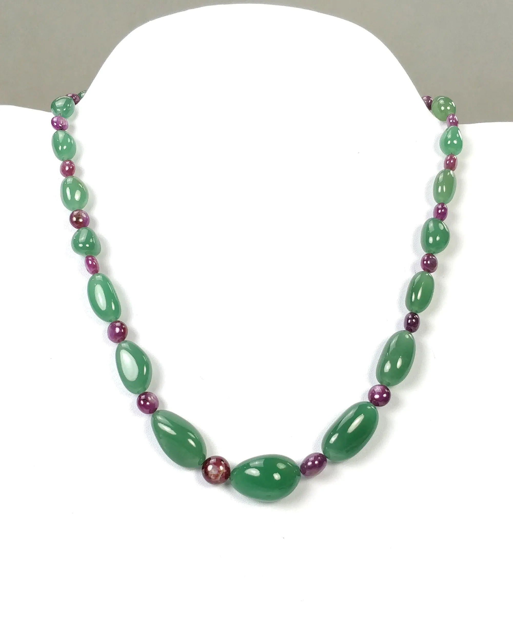 Green QUARTZITE Raspberry SAPPHIRE Gemstone Beads NECKLACE :52.97gms Natural Quartzite Uneven Plain Necklace 11*7mm-24*15mm 17" (With Video)